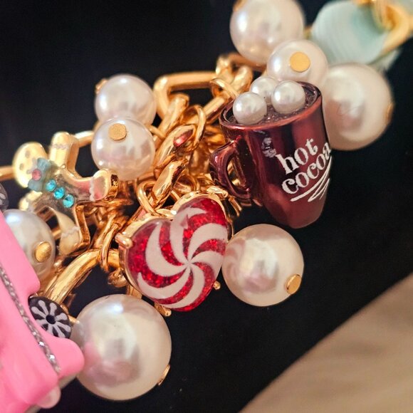 Betsey Johnson Holiday Christmas Statement Necklace Earrings Set Charms & Pearls - Picture 3 of 16